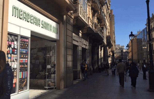 Nuevo yacimiento para la moda en Barcelona: la hist&oacute;rica Mercer&iacute;a Santa Ana deja Portal de l&rsquo;&Agrave;ngel